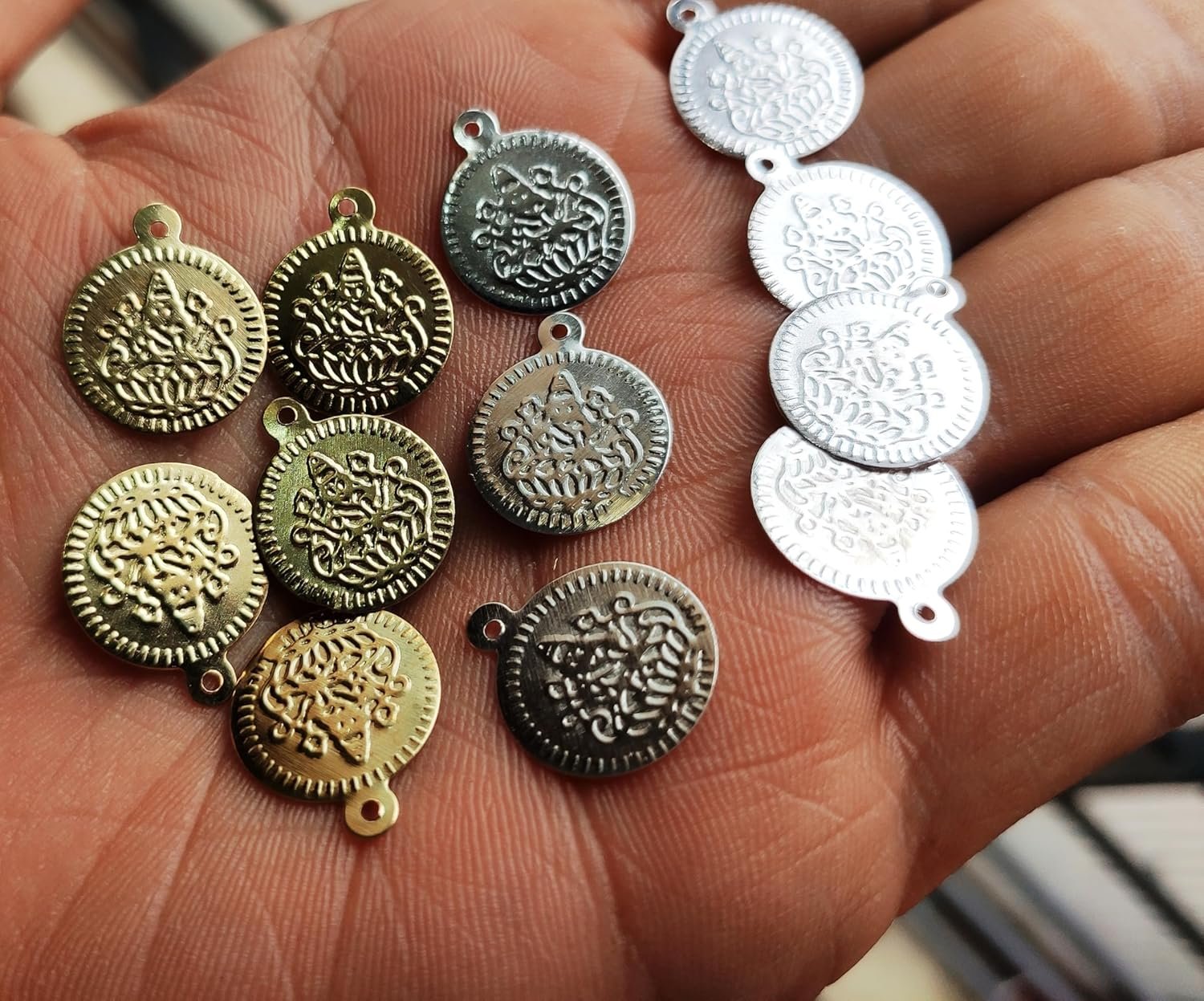 GoSetGet!(500 pcs) 14 MM Gold (250pcs) & Silver (250pcs) Lakshmi Kasu/Coin Coated Metal Beads for Embroidery, Jewelry & Arts (Gold_Silver-500) - Image 4