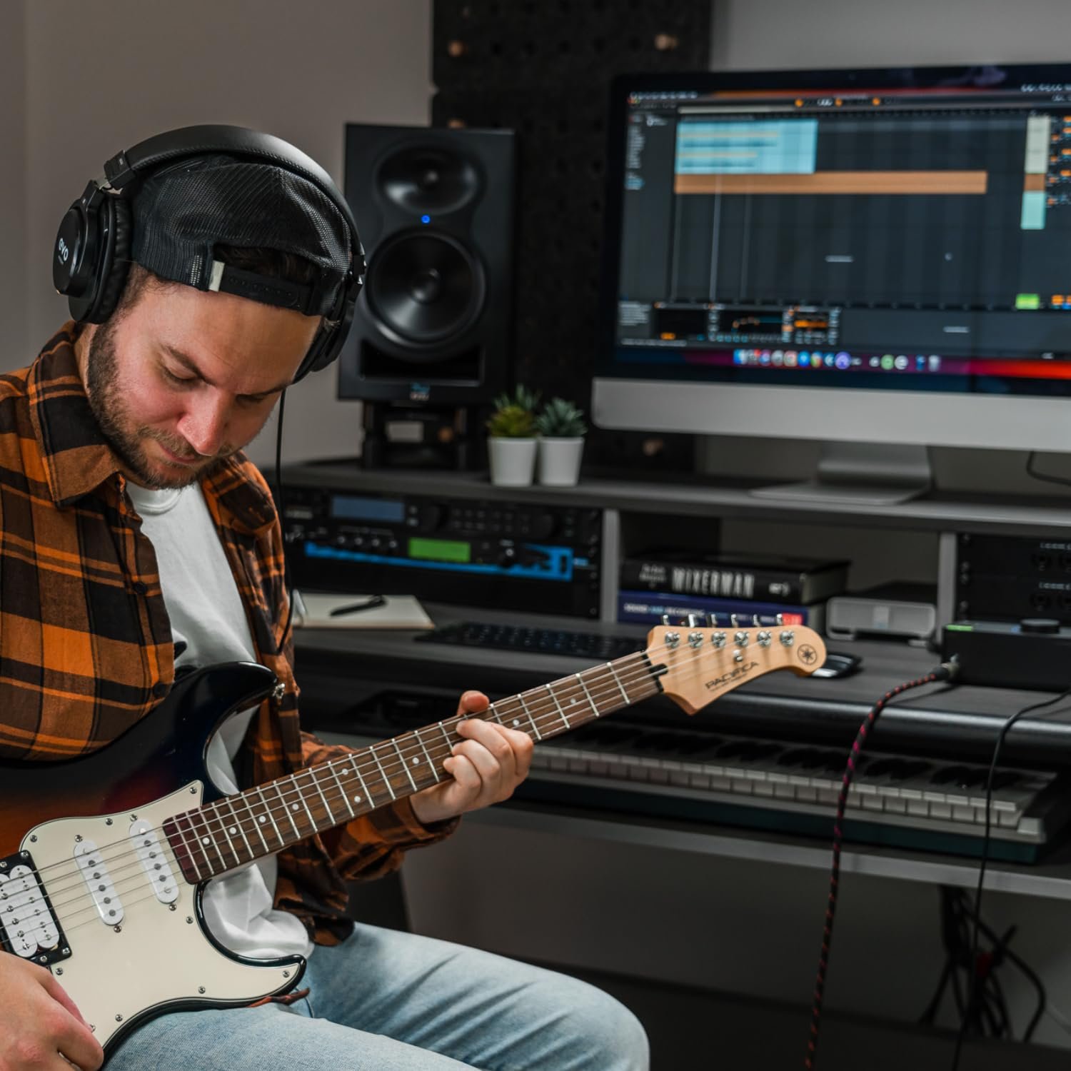 Audient EVO 8 4x4 Professional USB Audio Interface with 4 EVO Preamps, 2 Stereo Speaker Outputs, 2 Headphone Outputs, SmartGain, JFET Instrument Input, Audio Loopback for Live Streaming & Free Recording Software Bundle - Image 7